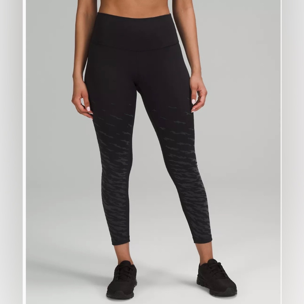 Lunar New Year Wunder Under High-Rise Tight 25